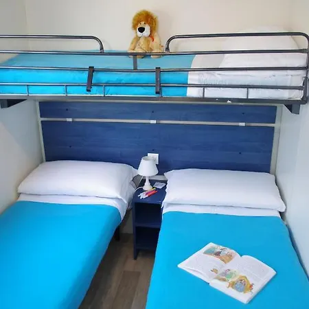 פארק נופש Happy Camp Mobile Homes In Brioni Sunny 3*