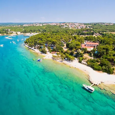 Ferienpark Happy Camp Mobile Homes In Brioni Sunny Camping Štinjan